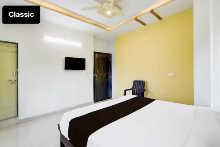 Room 7 of 14