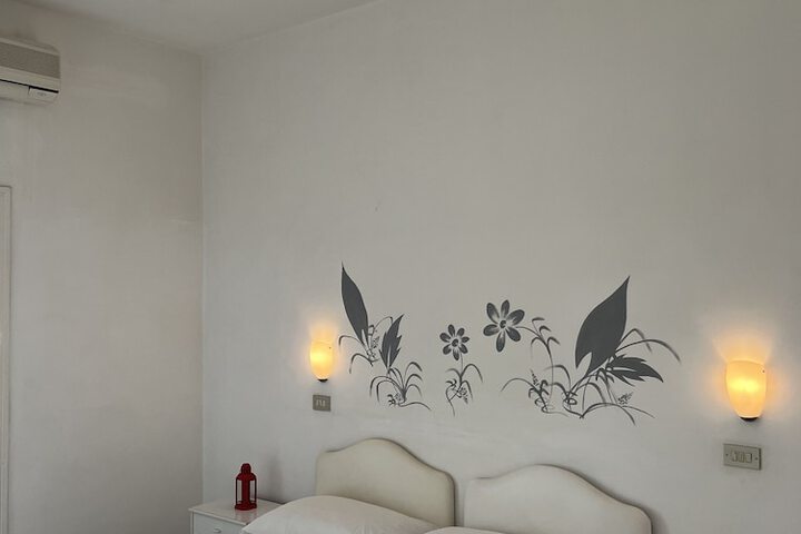 Room 11 of 41