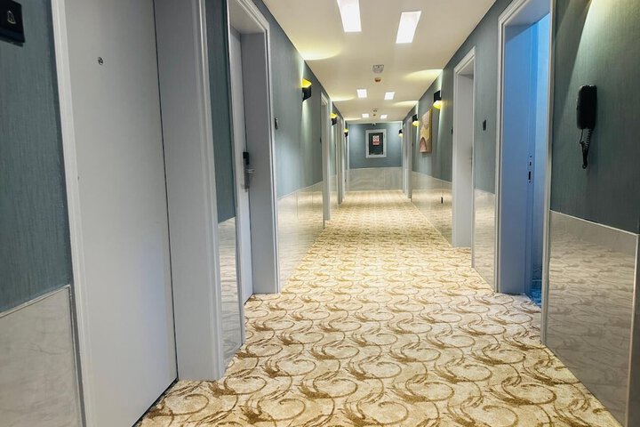 Hotel 32 of 33