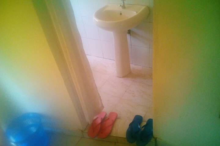 Room 15 of 18