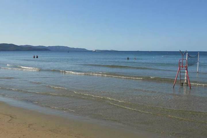 Beach 41 of 53