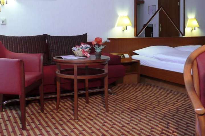 Room 18 of 41