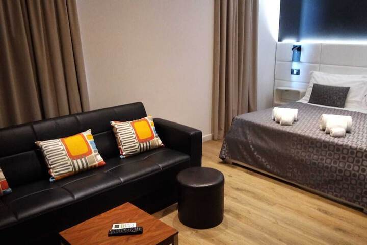 Room 19 of 154