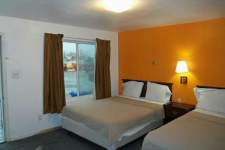 Room 7 of 111