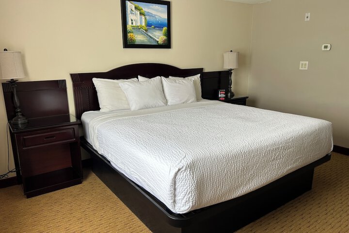 Room 5 of 13