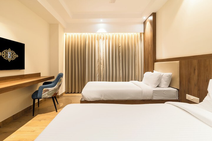 Room 21 of 53