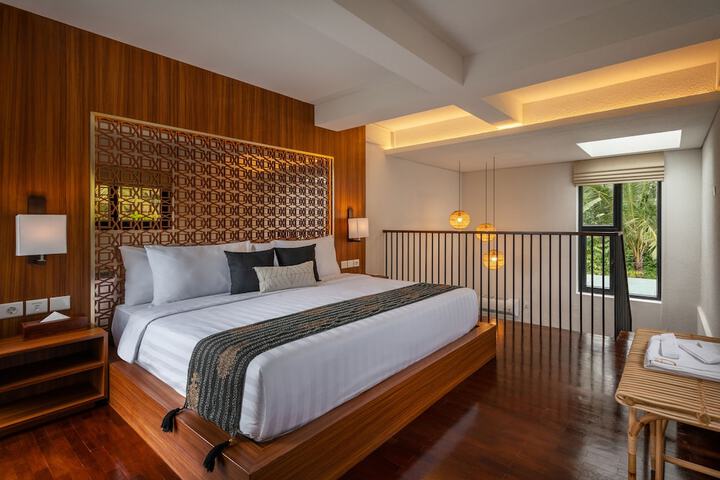 Room 10 of 72