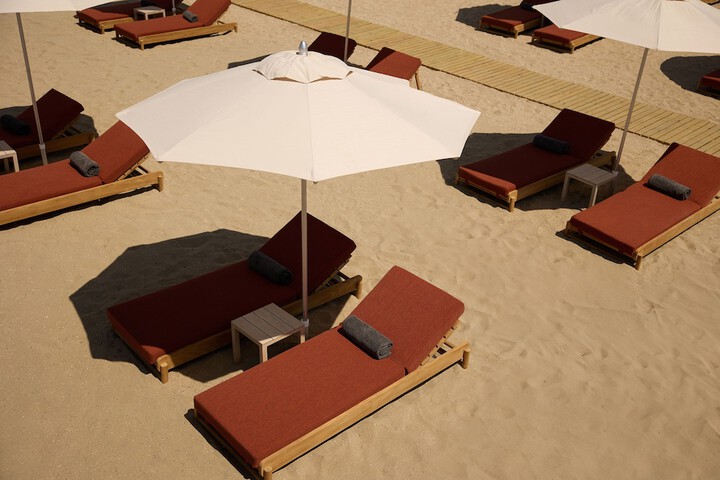 Beach 53 of 68