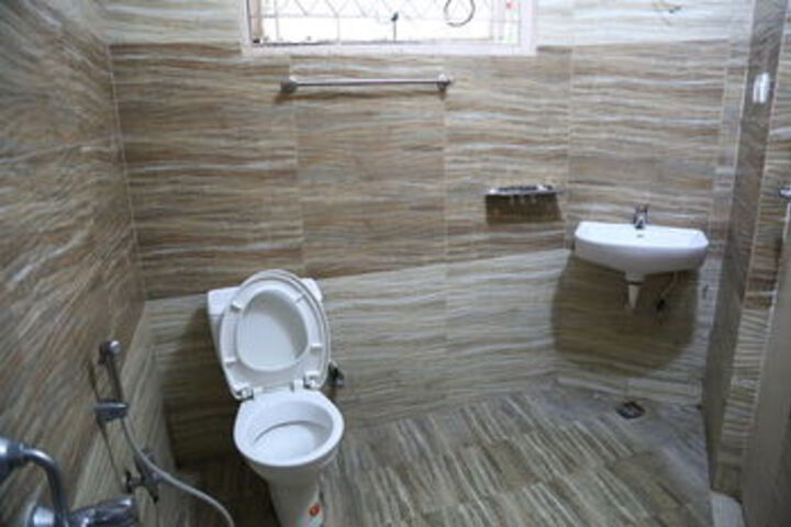 Room 3 of 36