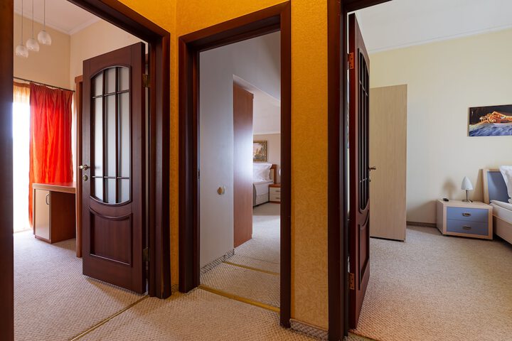 Room 21 of 262