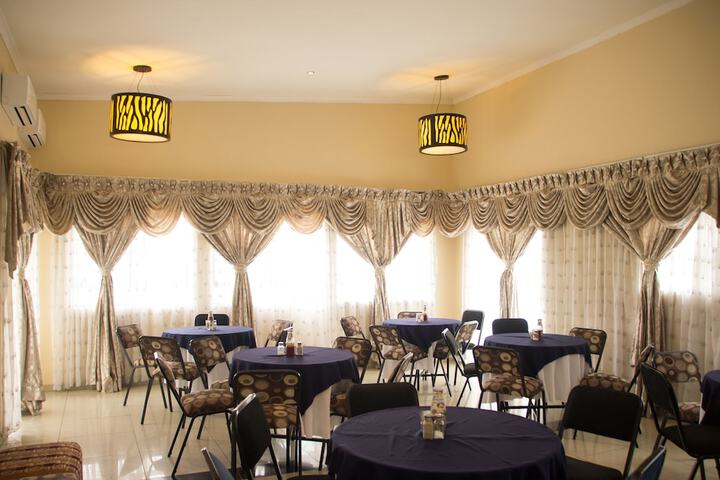Dining Photos
