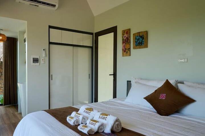 Room 19 of 149