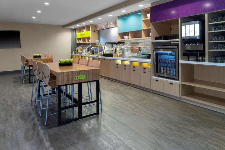 Breakfast area