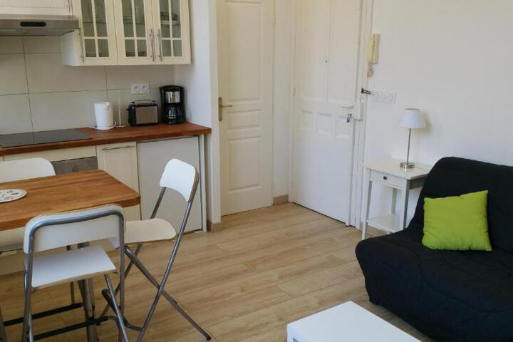 General 4 of 23