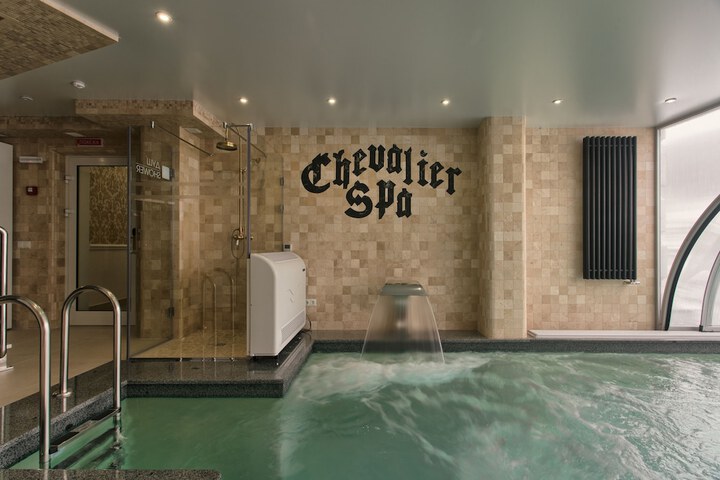 Spa 30 of 43