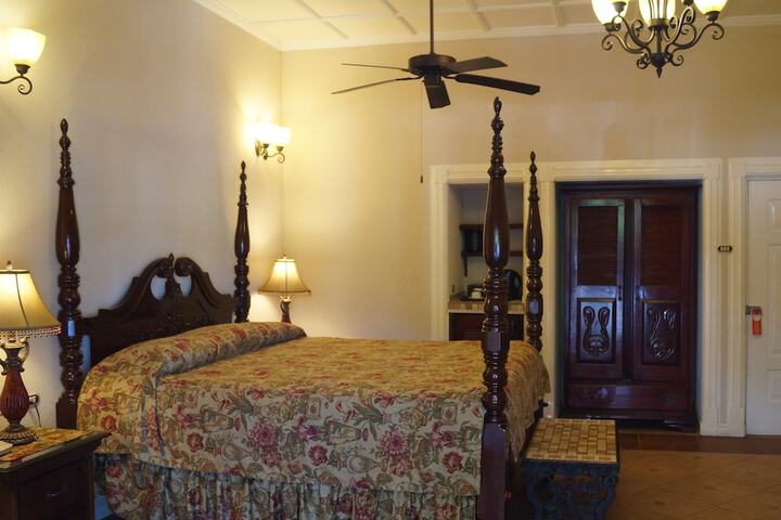 Room 12 of 95