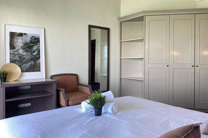 Room 364 of 650