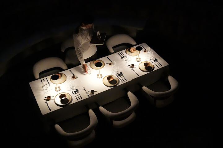 Dining 46 of 68