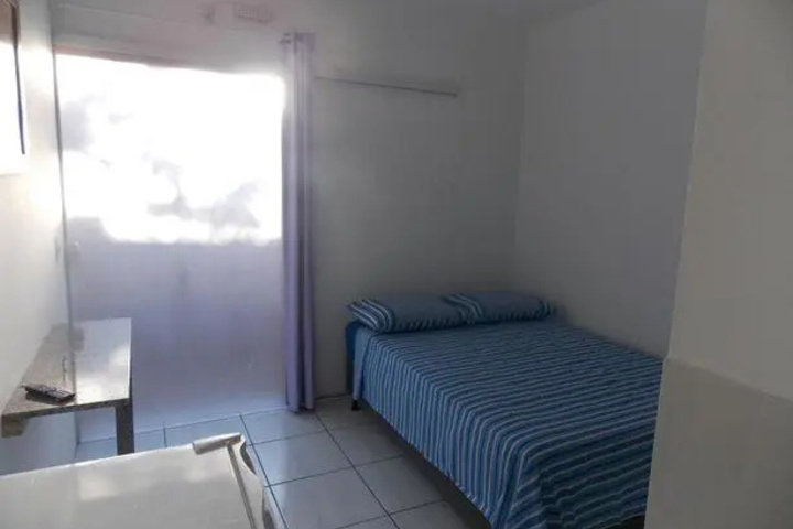 Room 6 of 7