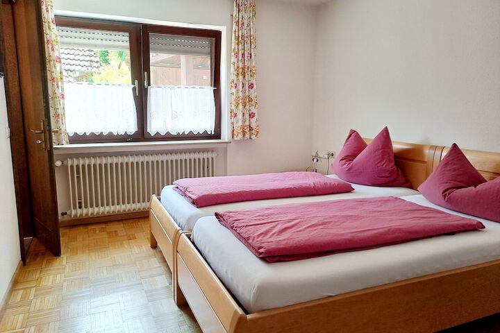 Room 7 of 19