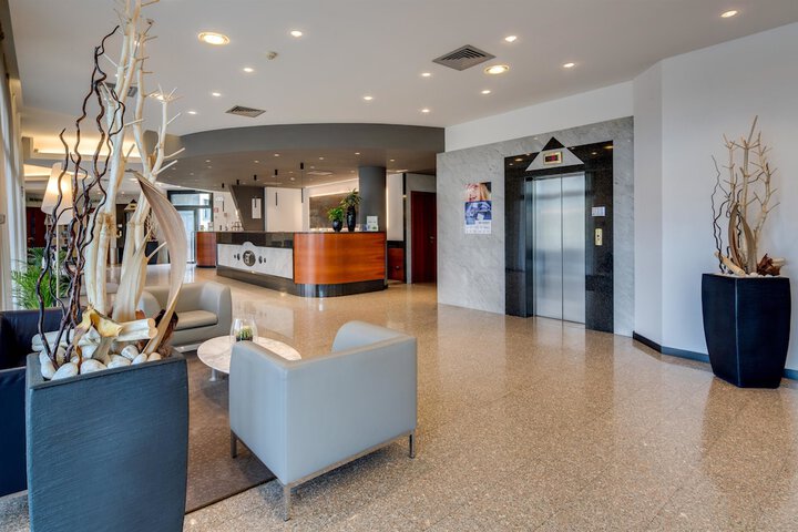 Lobby Photos