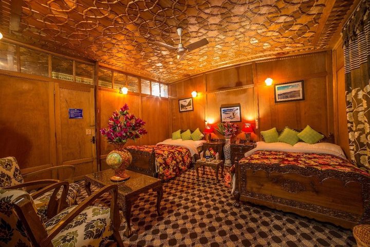 Room 21 of 150