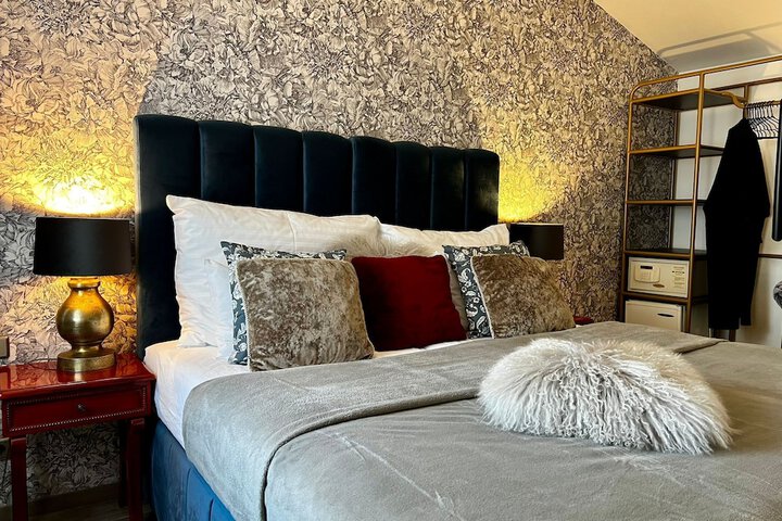 Room 15 of 39