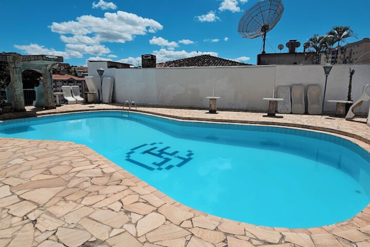 Pool 25 of 67