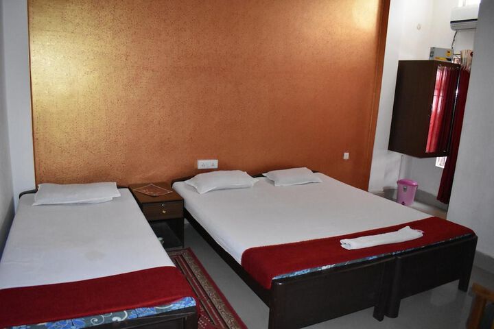 Room 4 of 47
