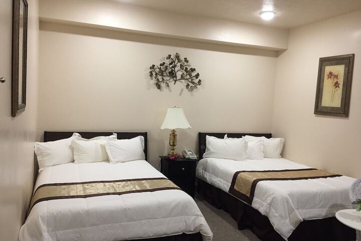 Room 4 of 23