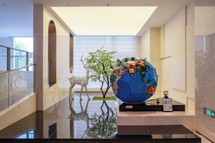 Hotel Interior 2 of 143