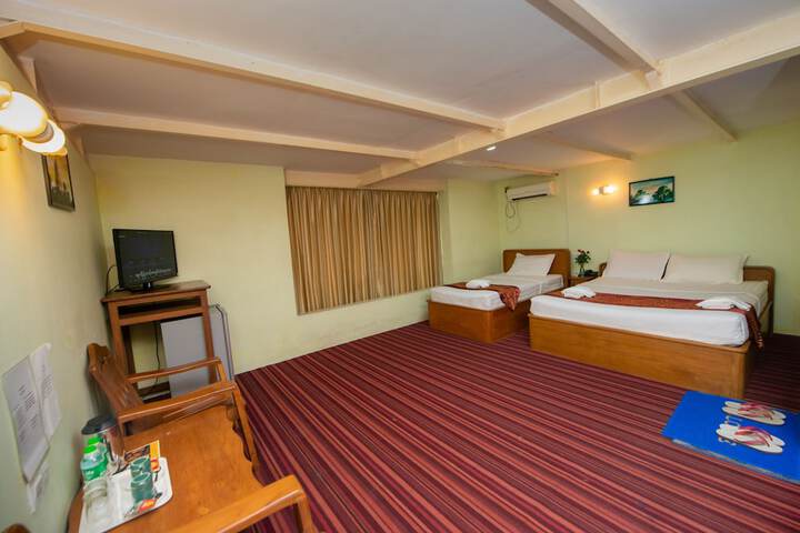 Room 31 of 47