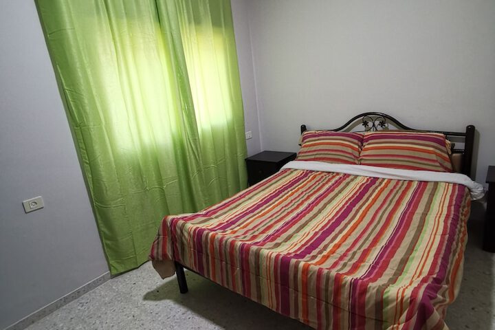 Room 3 of 46