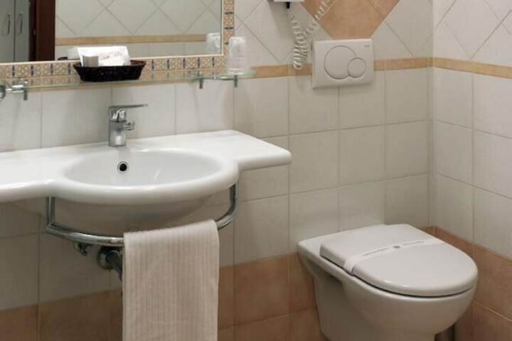 Clean Restrooms