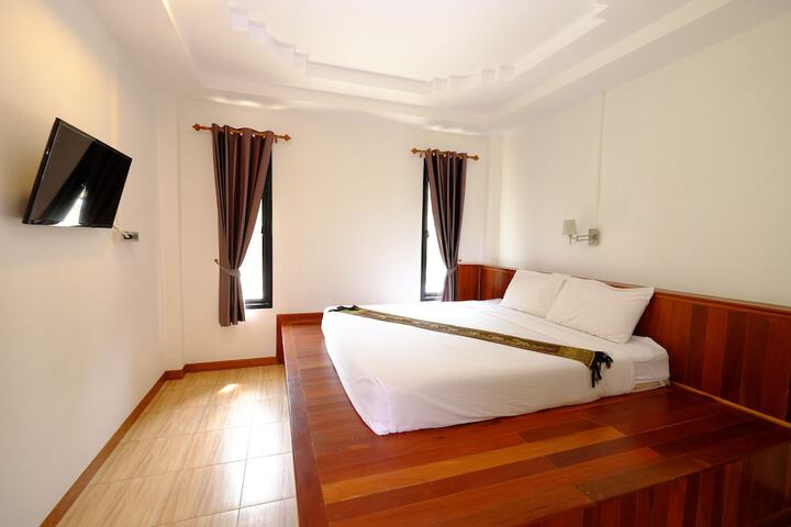 Room 20 of 32
