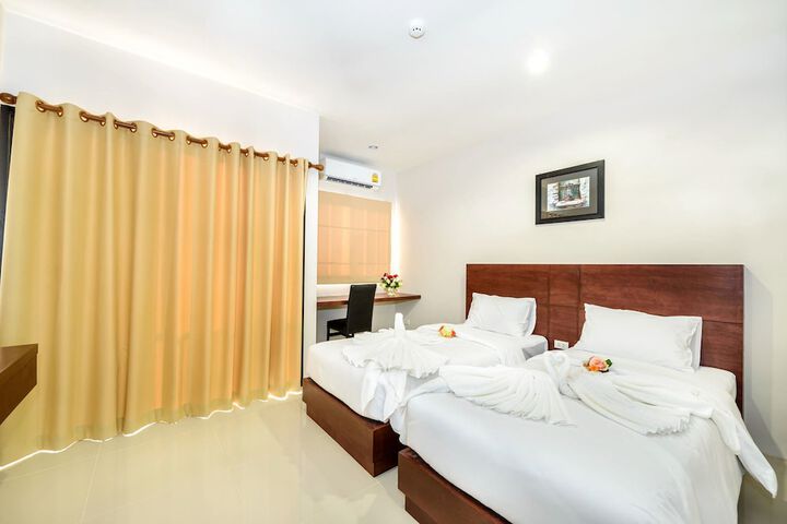 Room 12 of 31
