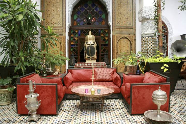 Guest Lobby