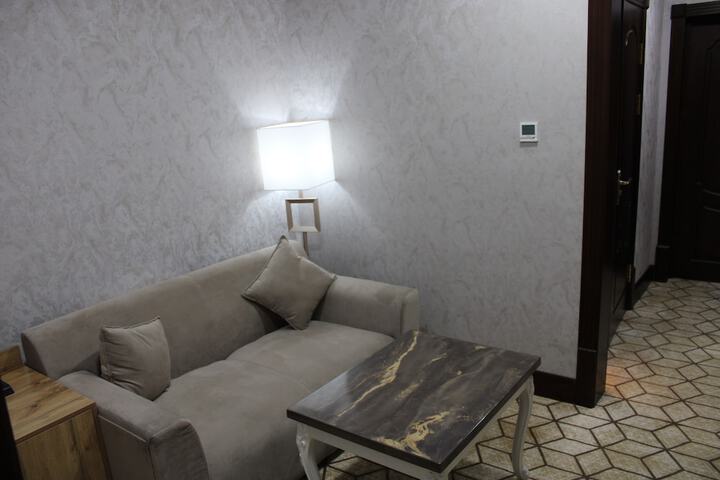 Room 35 of 49