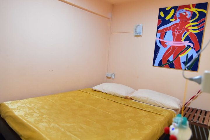 Room 8 of 15