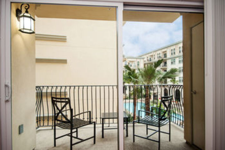 Terrace/Patio 9 of 25