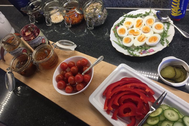Dining 52 of 64
