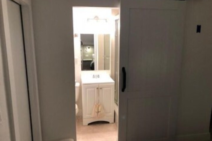 Room 27 of 30