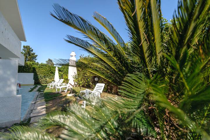 Sundeck 79 of 92