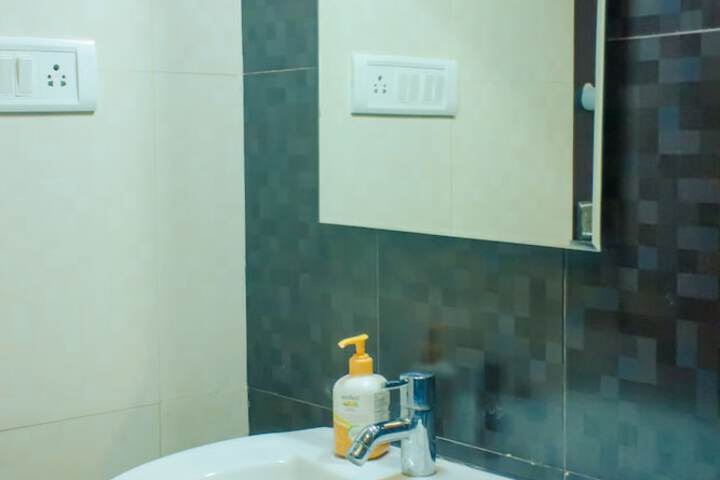 Room 20 of 25