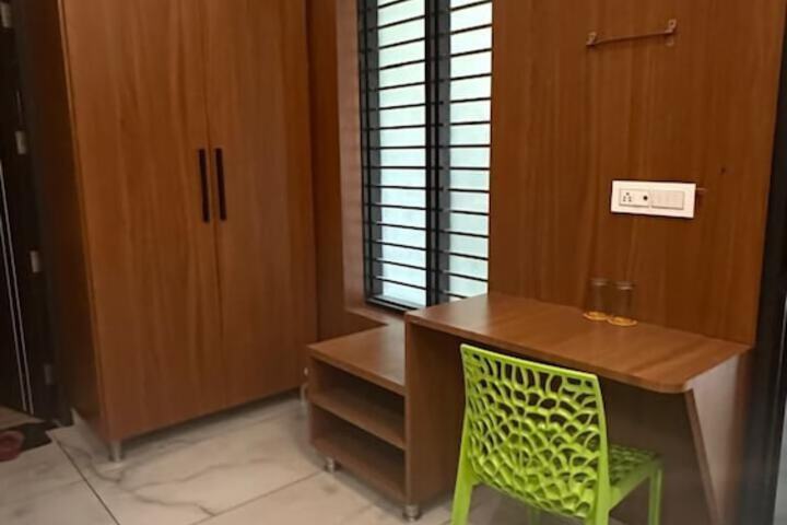 Room 18 of 45