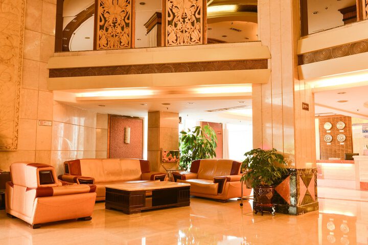 Lobby Photos