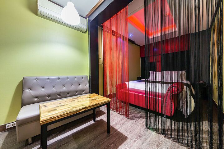 Room 60 of 75