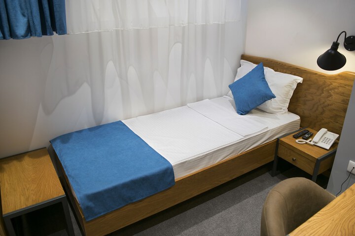 Room 4 of 49