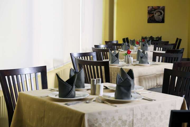 Dining 109 of 129