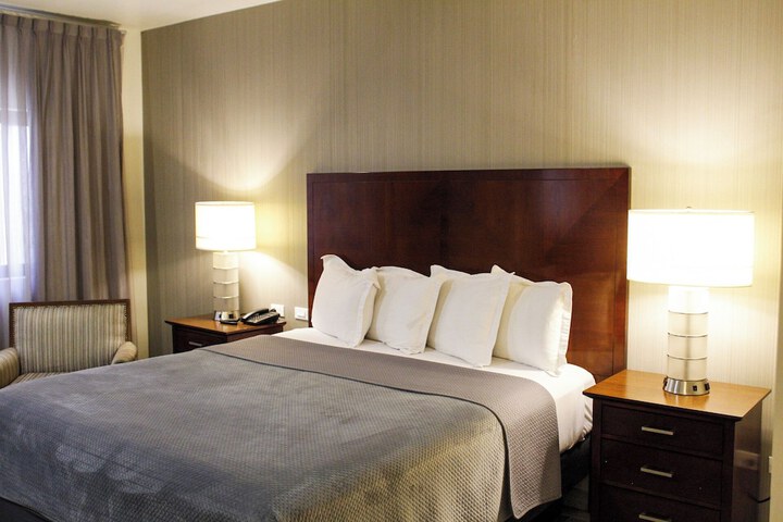 Room 11 of 41